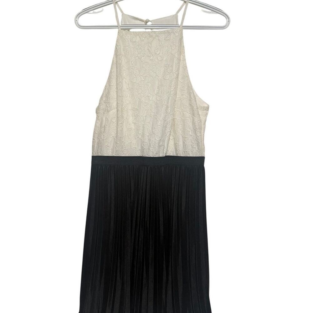 Speechless Junior's/Women's White Lace Halter Top Black Pleated Dress Size XL